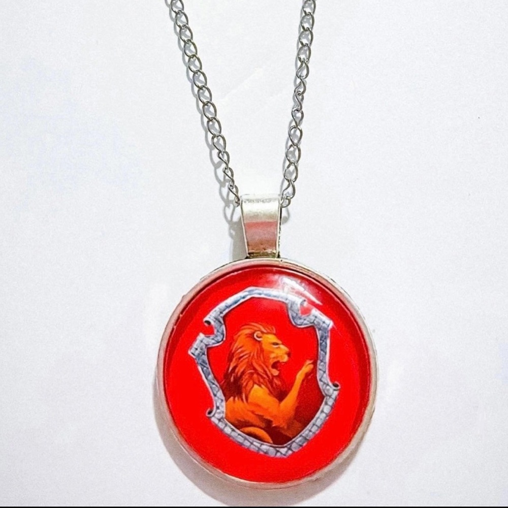 Harry Potter Gryffindor Silver Pendant Necklace